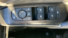 Nissan Qashqai 1.3 DiG-T MH N-Connecta 5dr Petrol Hatchback